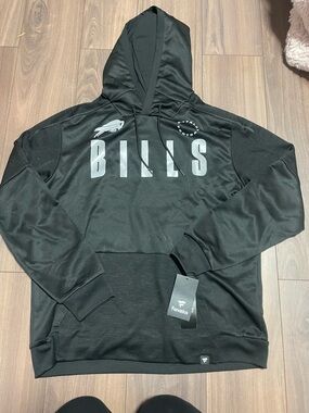 Fanatics Black Hooded Pullover with Logo Tag